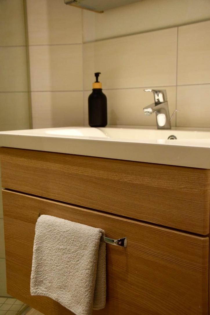 רוסטוק Stilvolle Wohnung Mit Balkon & Parkplatz מראה חיצוני תמונה